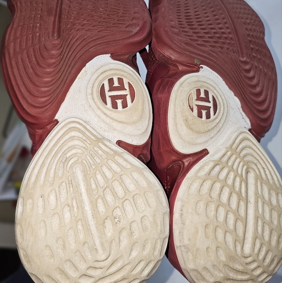 Harden Vol. 4 'Team Maroon - Picture 8 of 12